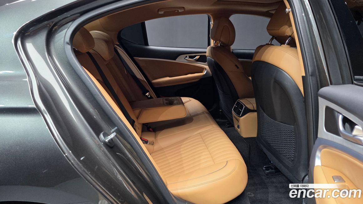 Genesis G70 2024