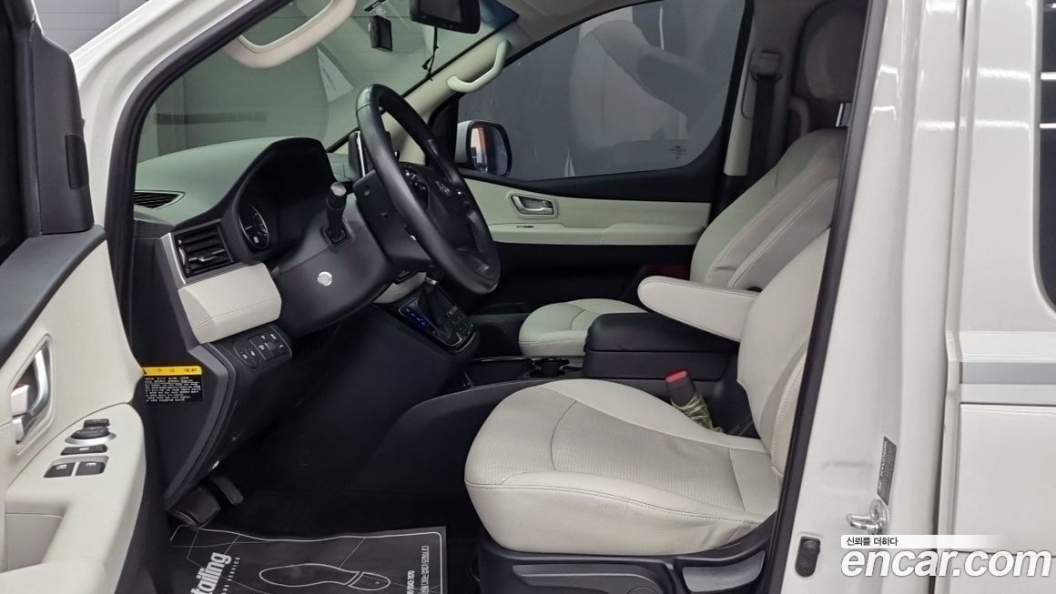 Hyundai Starex 2019