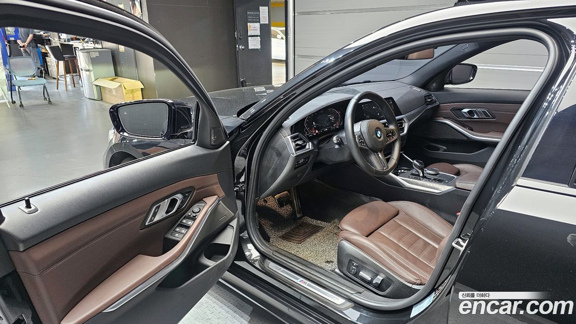 BMW 3-Series 2019