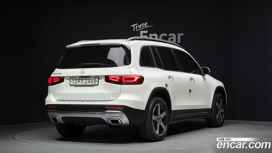 Mercedes-Benz GLB-Class 2020