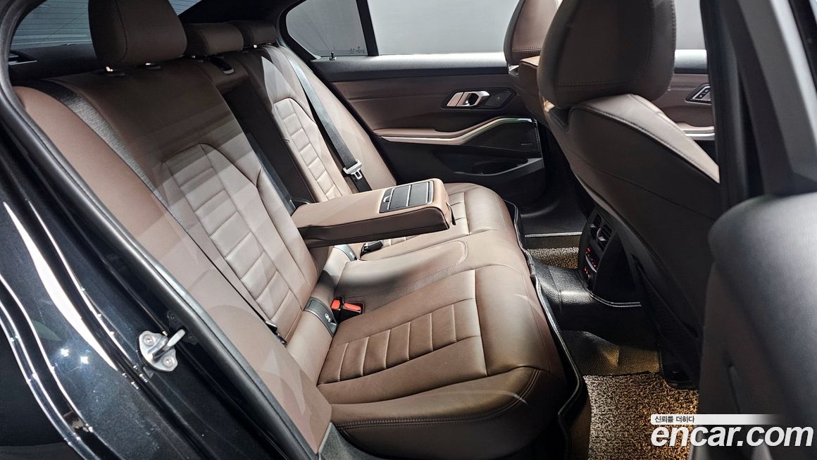BMW 3-Series 2019