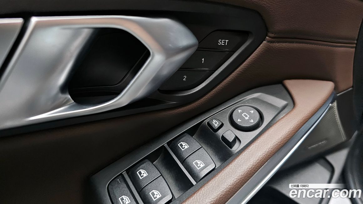 BMW 3-Series 2019
