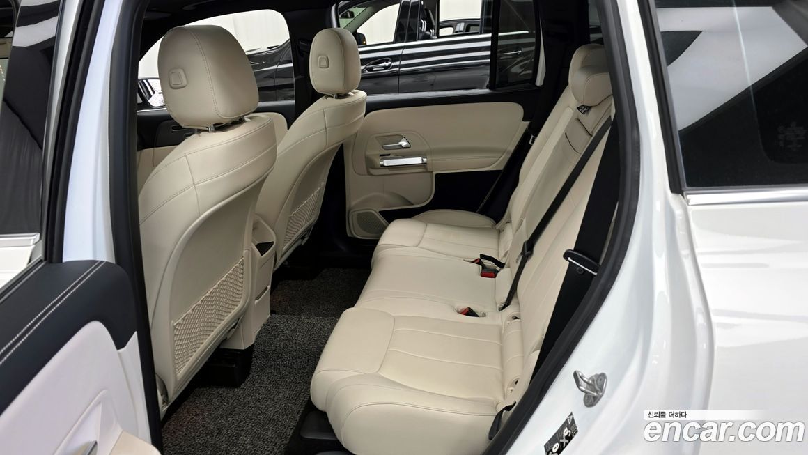 Mercedes-Benz GLB-Class 2020