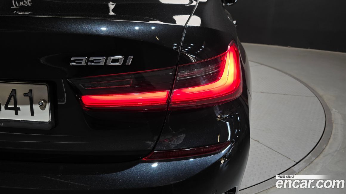 BMW 3-Series 2019