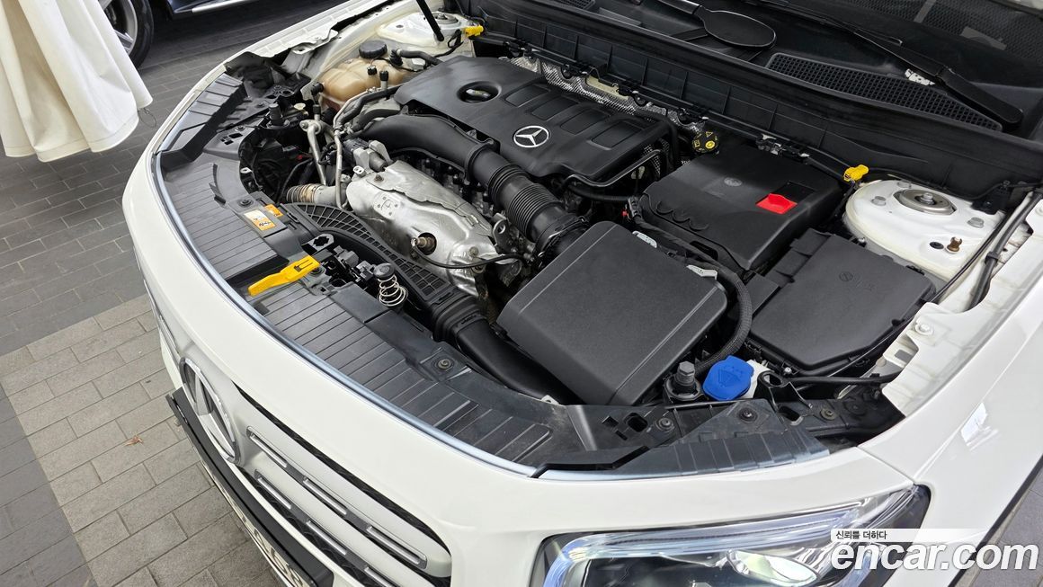 Mercedes-Benz GLB-Class 2020