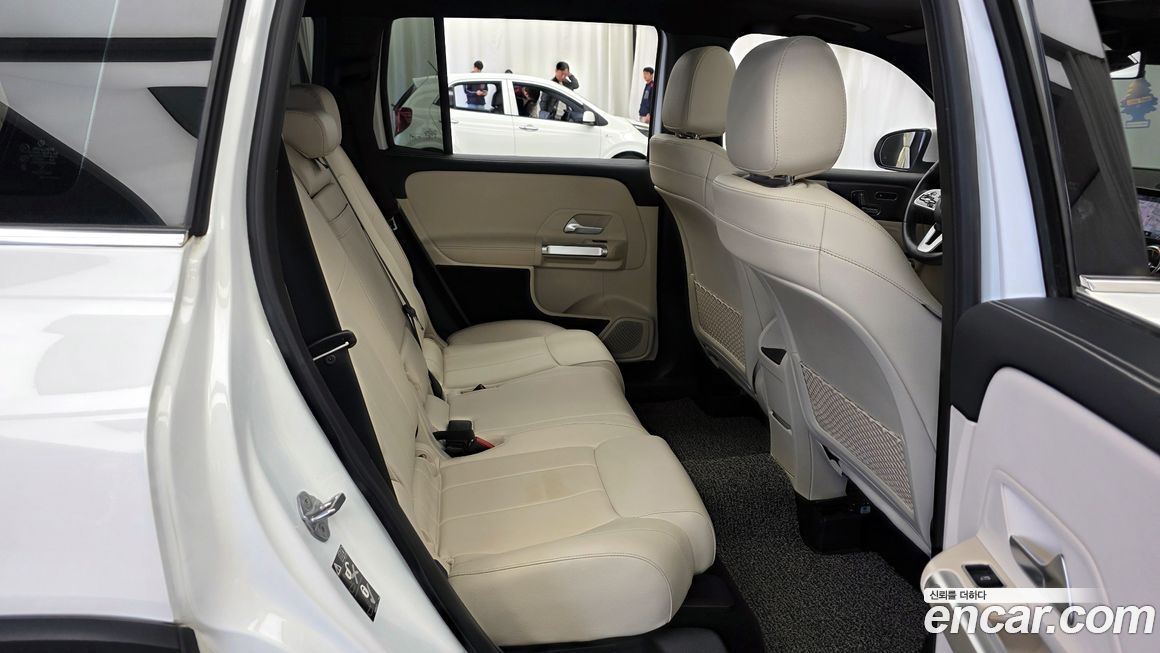 Mercedes-Benz GLB-Class 2020