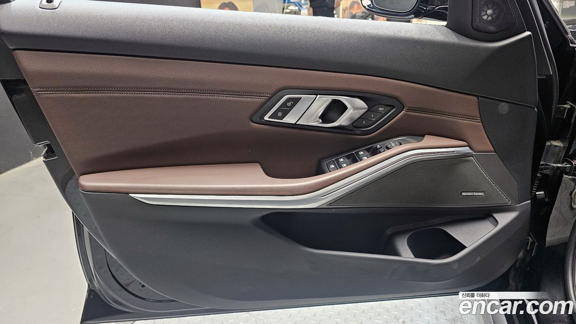 BMW 3-Series 2019