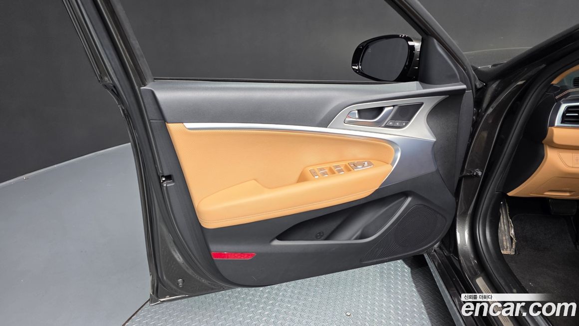 Genesis G70 2024