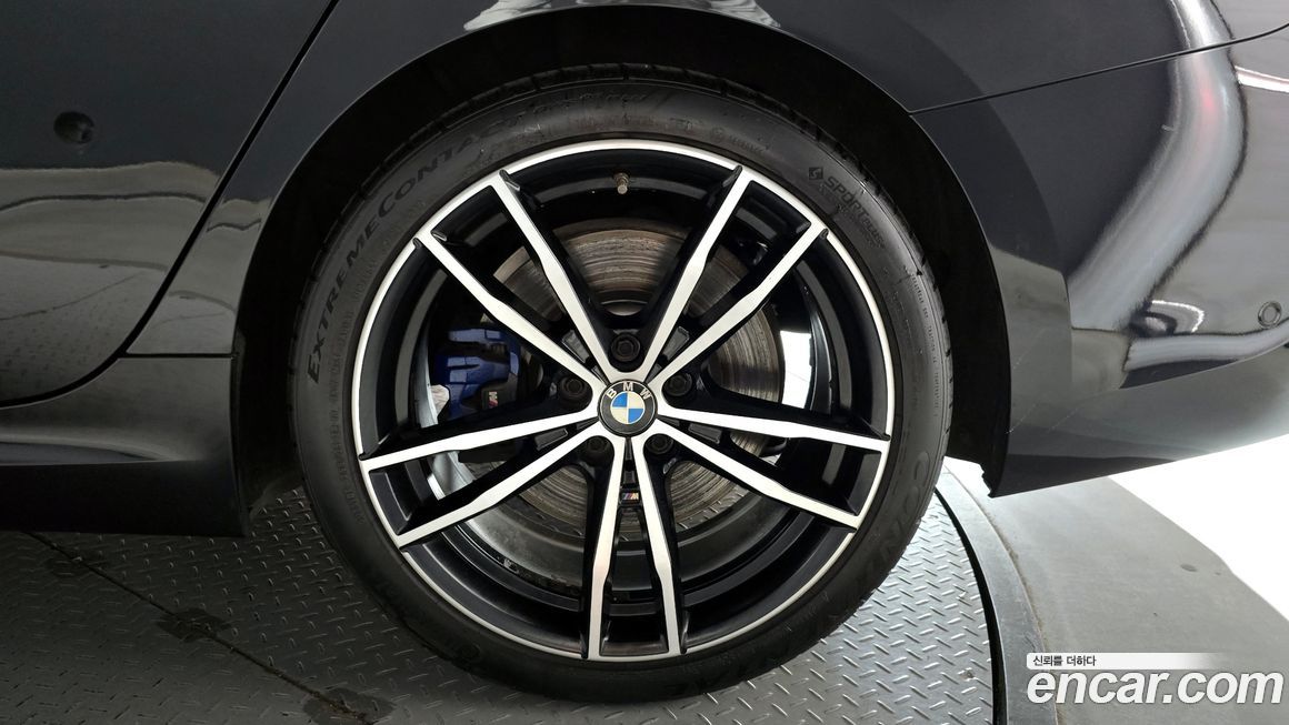 BMW 3-Series 2019