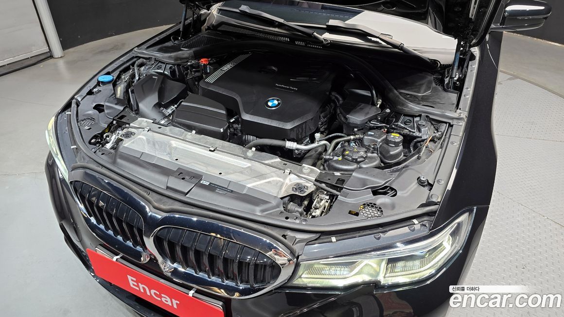 BMW 3-Series 2019