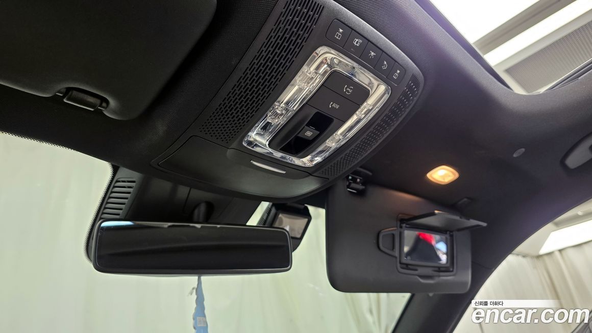 Mercedes-Benz GLB-Class 2020