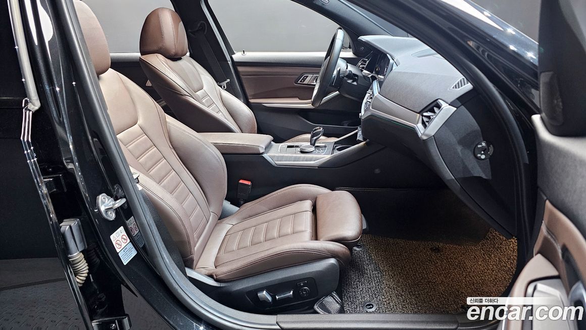 BMW 3-Series 2019