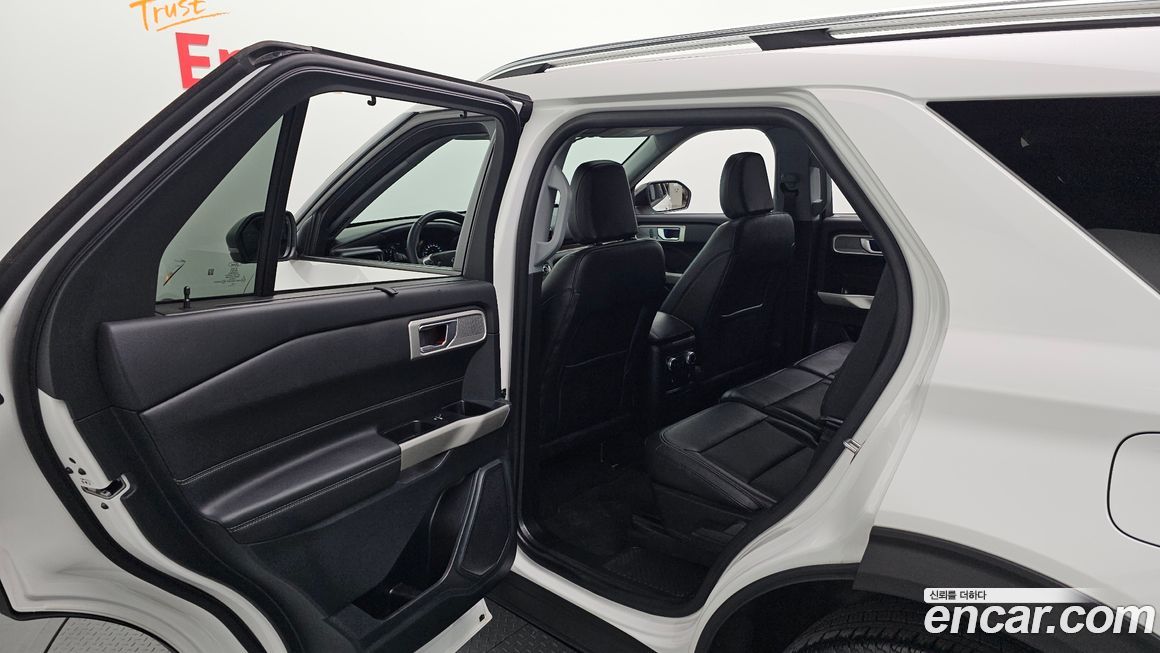 Ford Explorer 2023