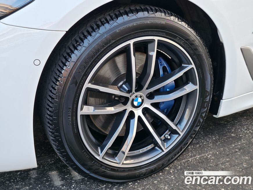 BMW 5-Series 2021