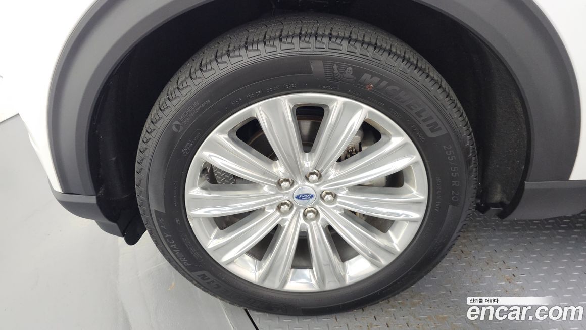 Ford Explorer 2023