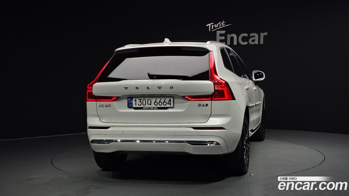 Volvo XC60 2024
