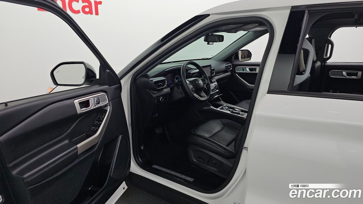 Ford Explorer 2023