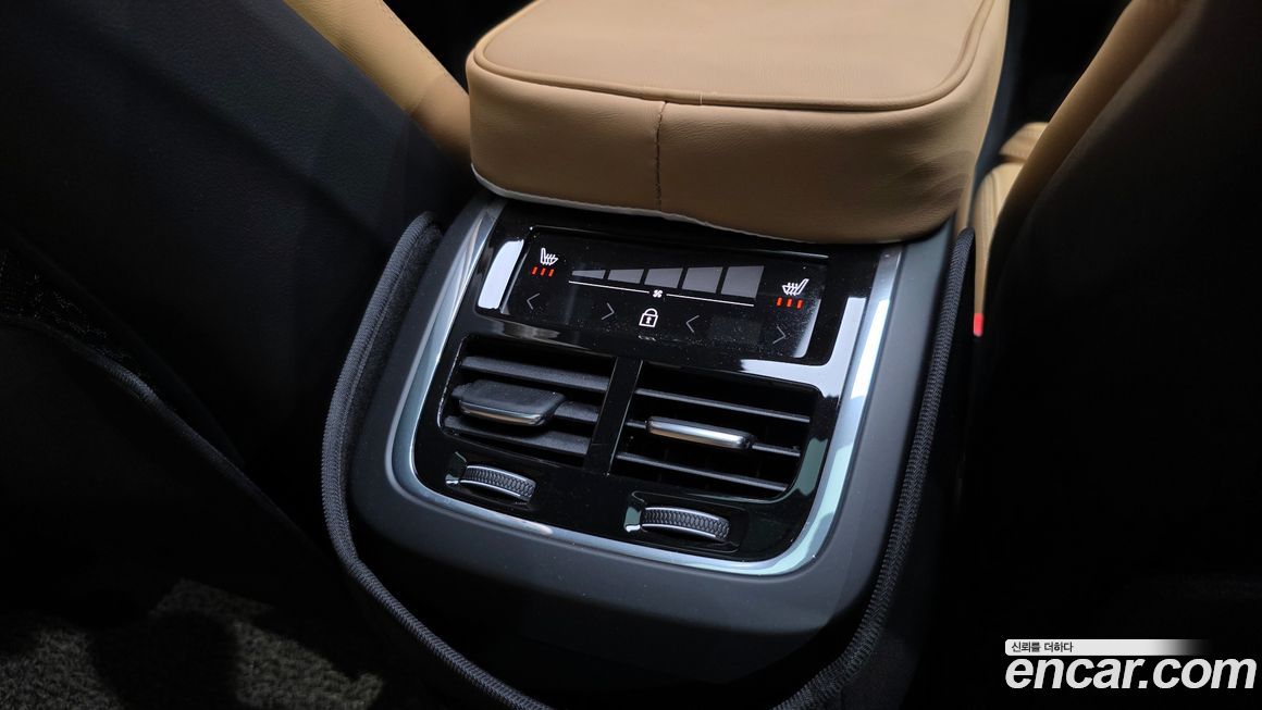 Volvo XC60 2024