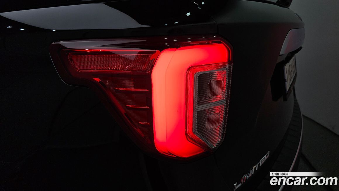 Ford Explorer 2023