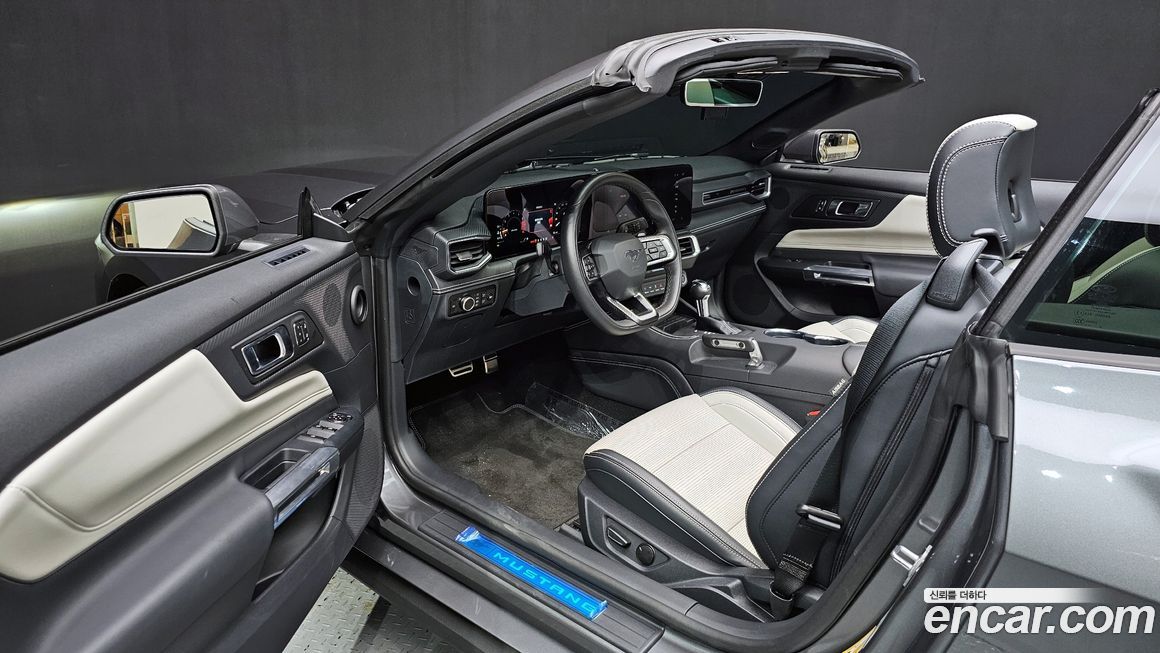 Ford Mustang 2024