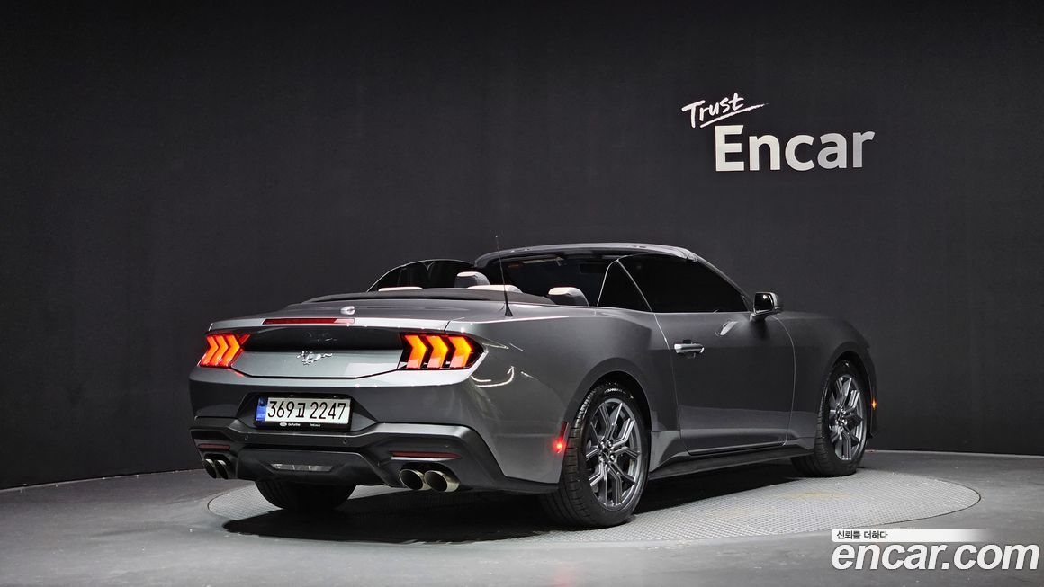 Ford Mustang 2024