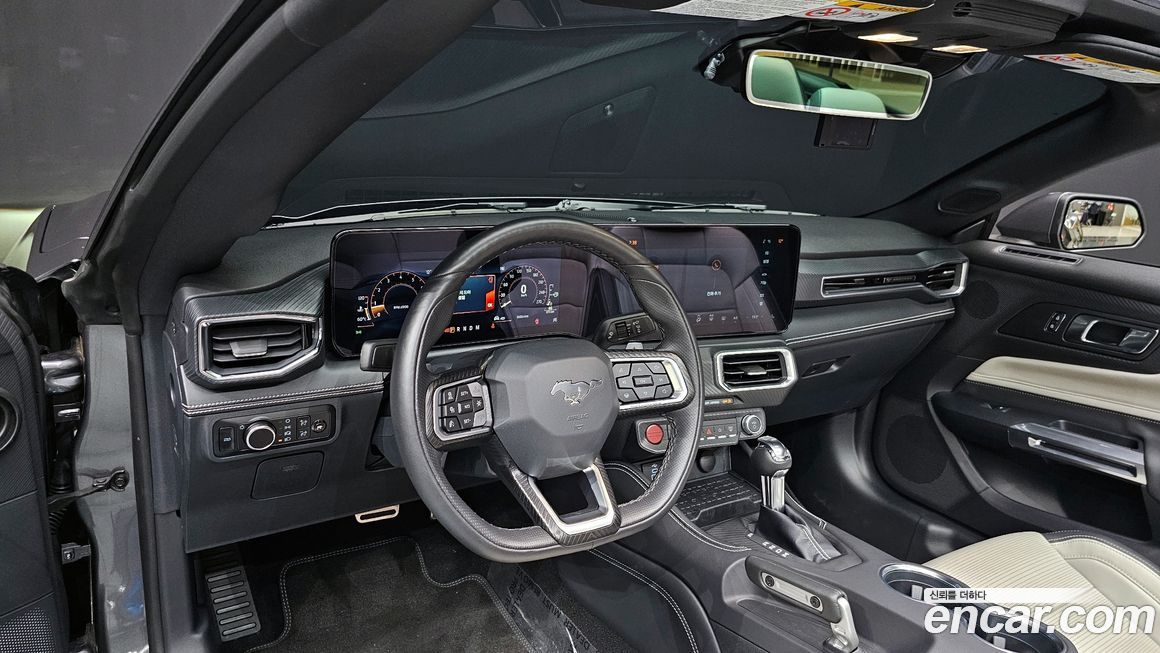 Ford Mustang 2024