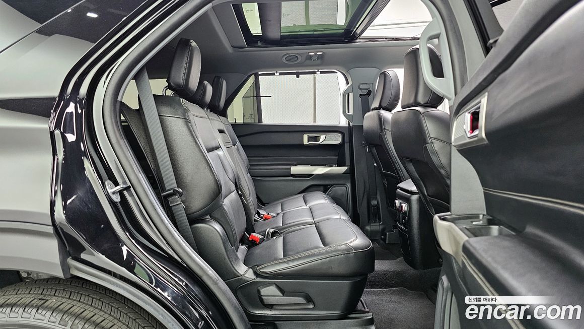 Ford Explorer 2023