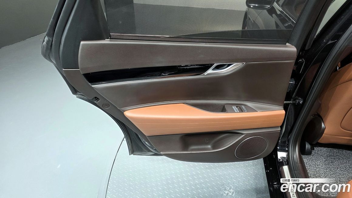Genesis G80 2023
