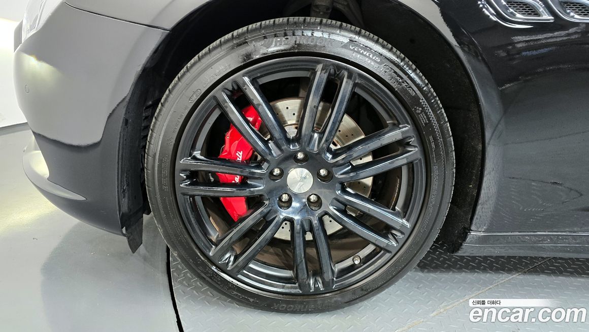 Maserati Quattroporte 2017