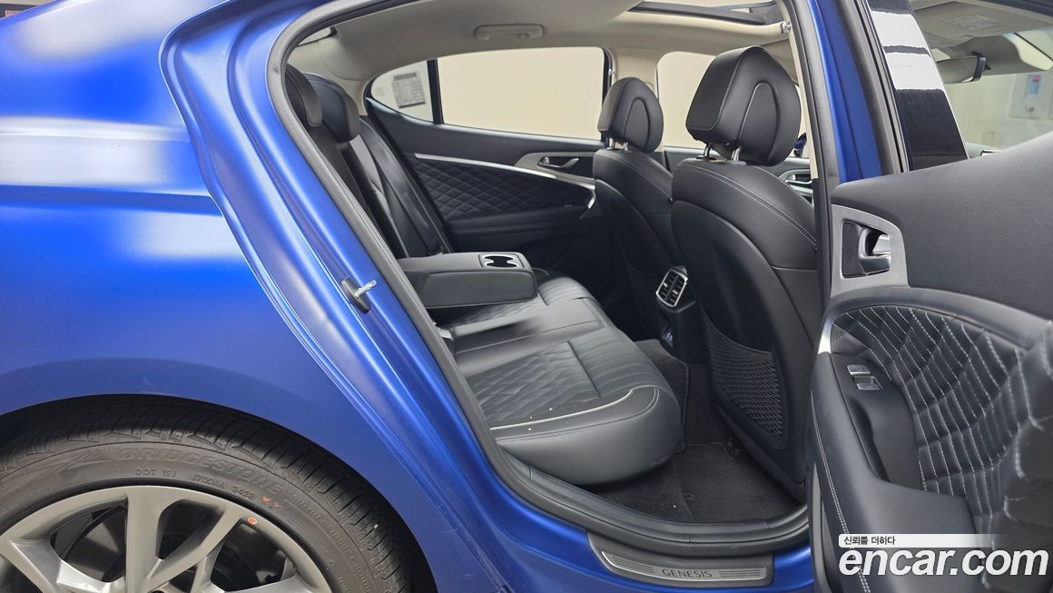 Genesis G70 2025