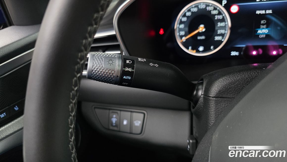 Genesis G70 2025