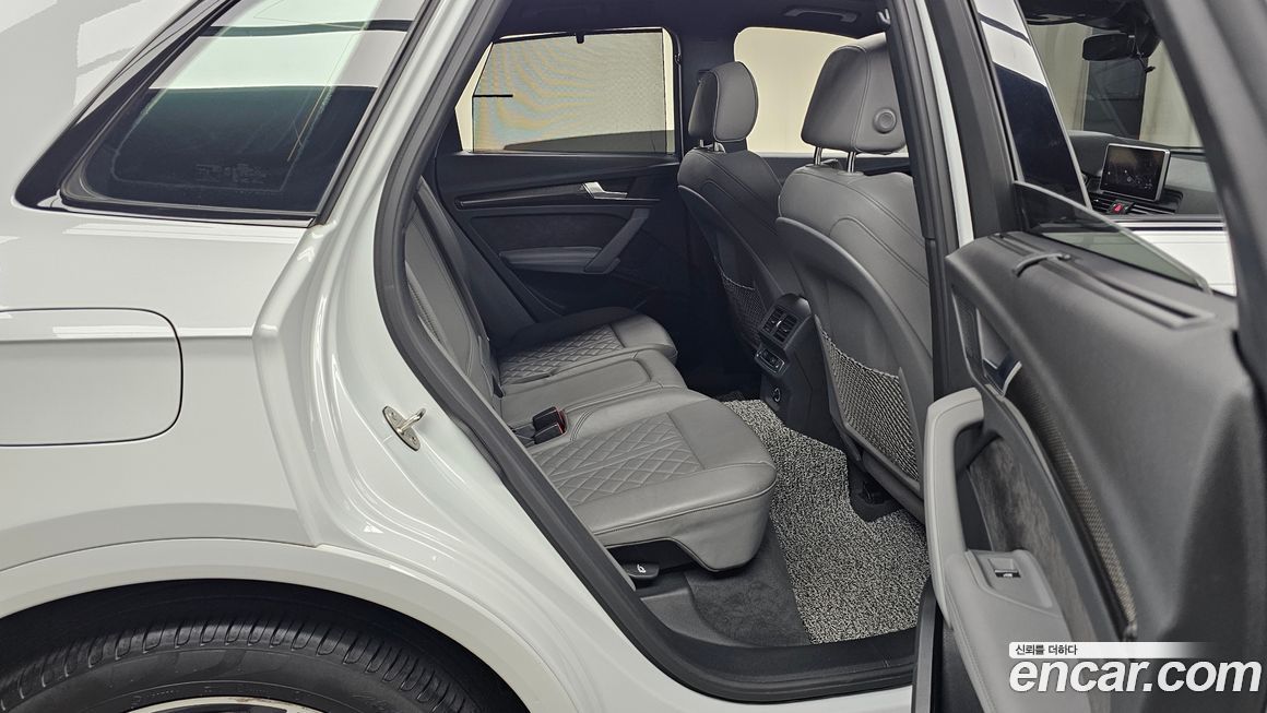 Audi SQ5 2020