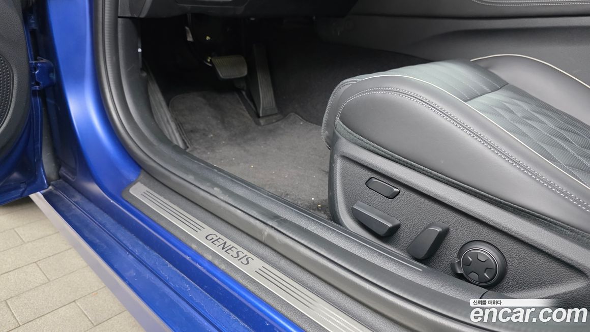 Genesis G70 2025