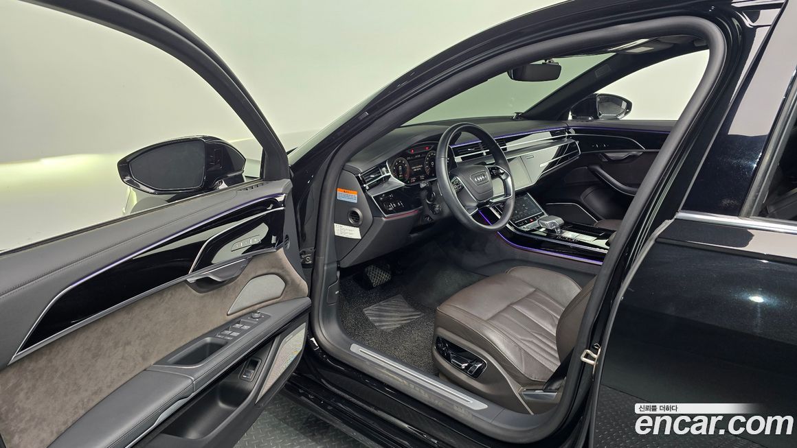 Audi A8 2021