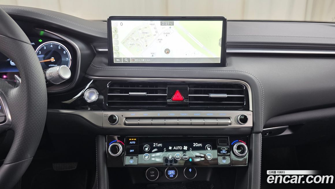 Genesis G70 2025