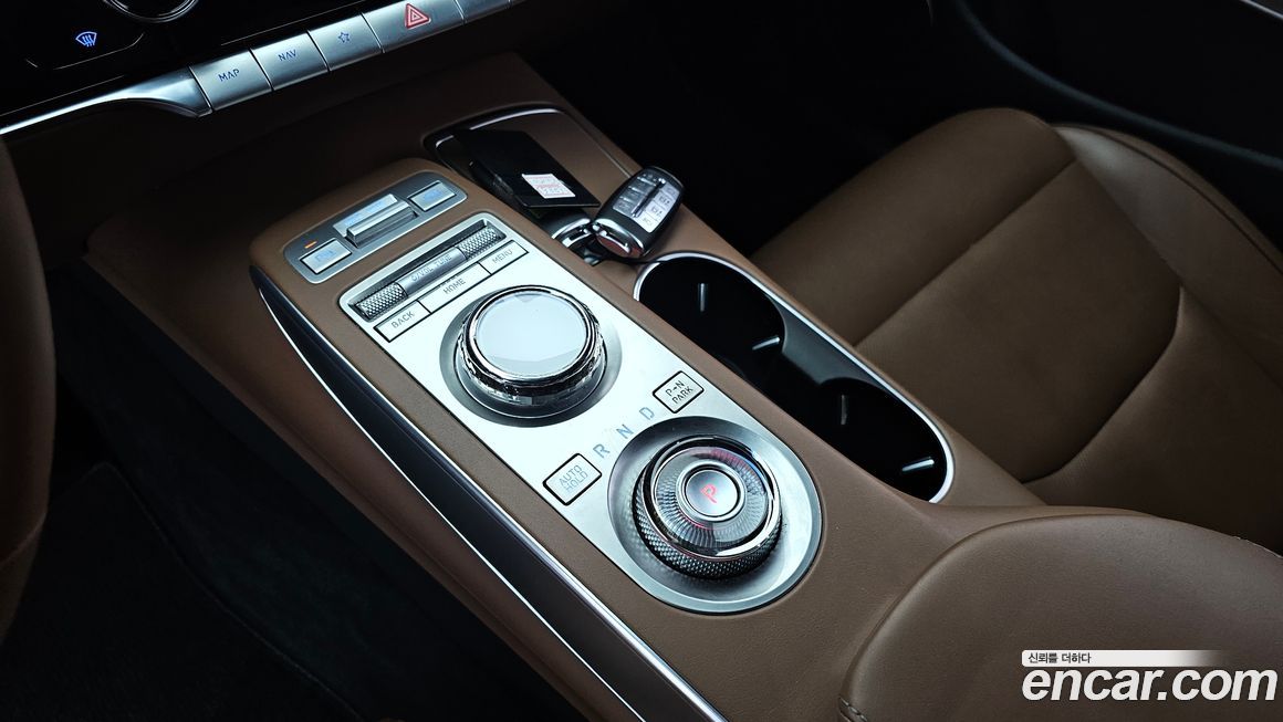 Genesis GV70 2023