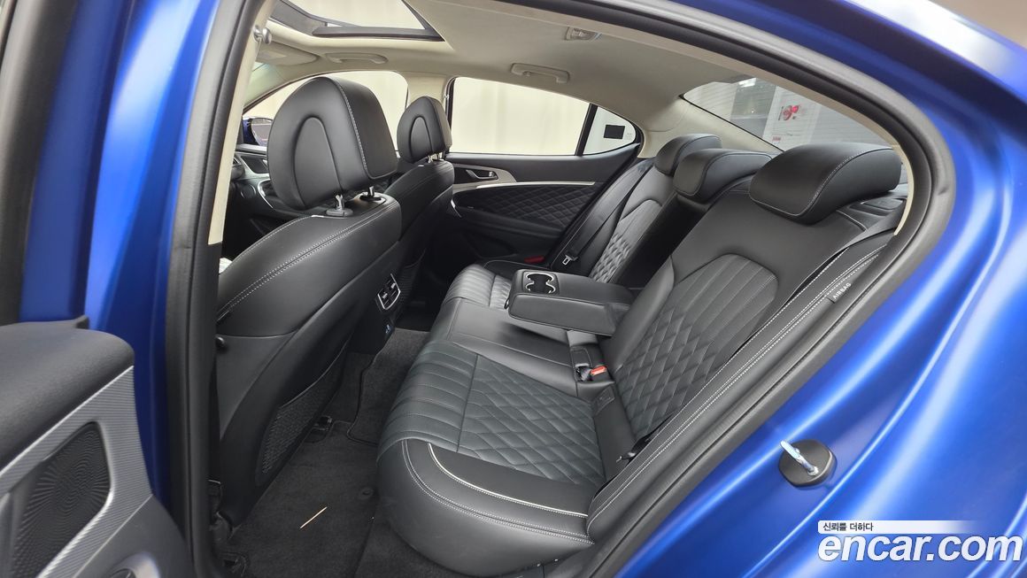 Genesis G70 2025
