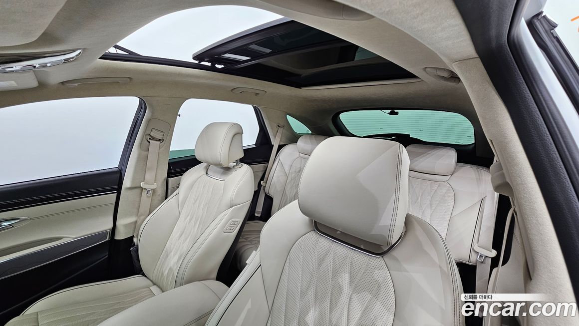 Genesis GV70 2023