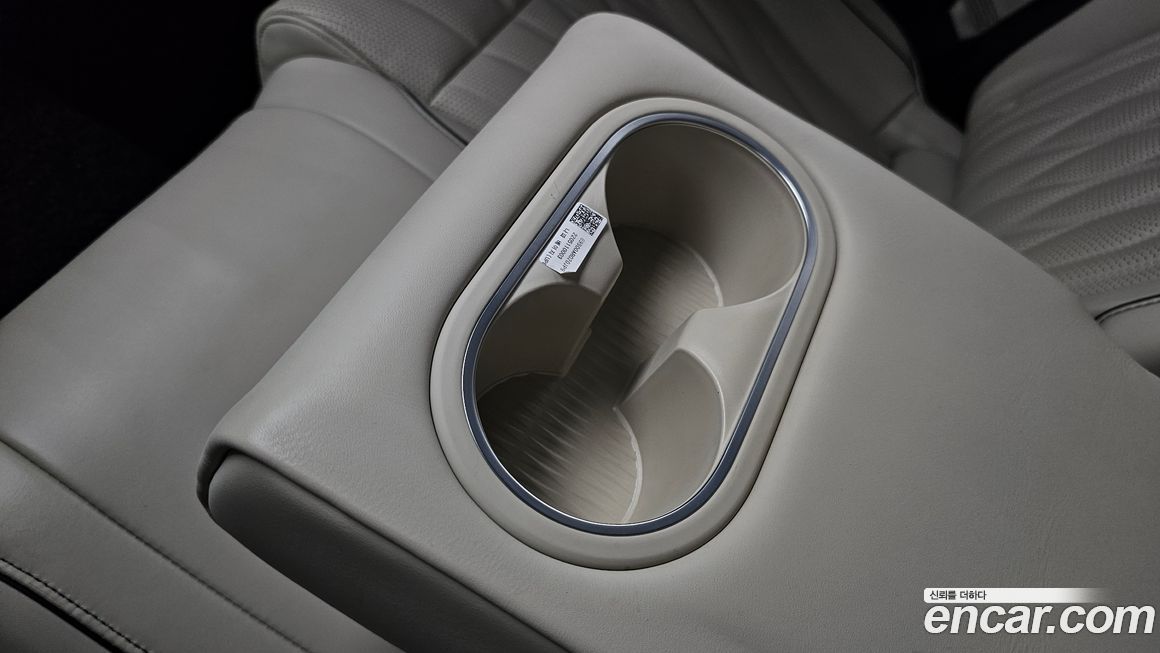 Genesis GV70 2023