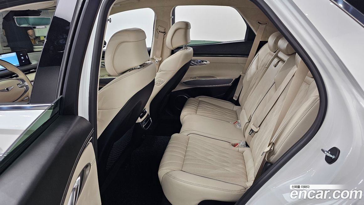 Genesis GV70 2023
