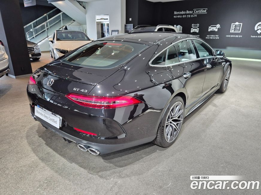 Mercedes-Benz AMG GT 2025