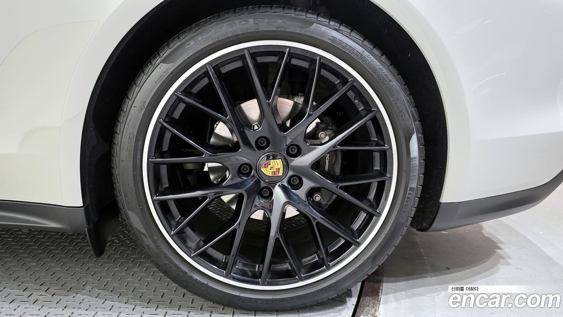 Porsche Panamera 2022