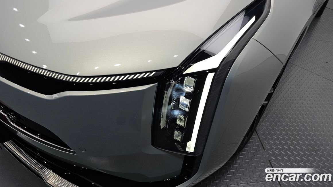 Kia K8 2025