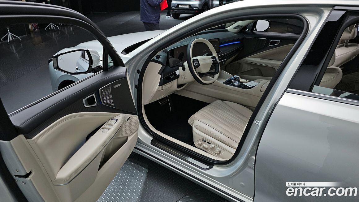 Kia K8 2025