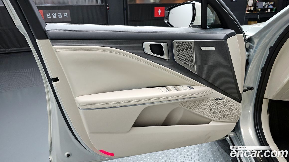 Kia K8 2025