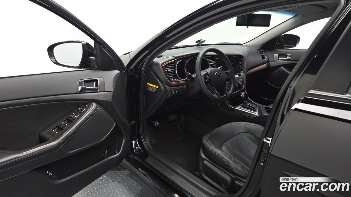 Kia K5 2011