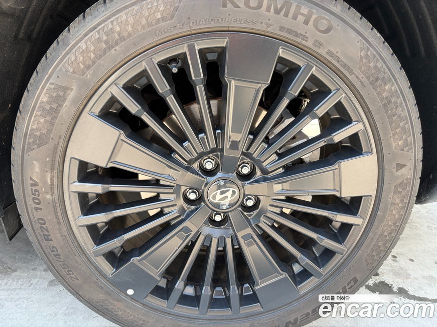 Hyundai Santafe 2025