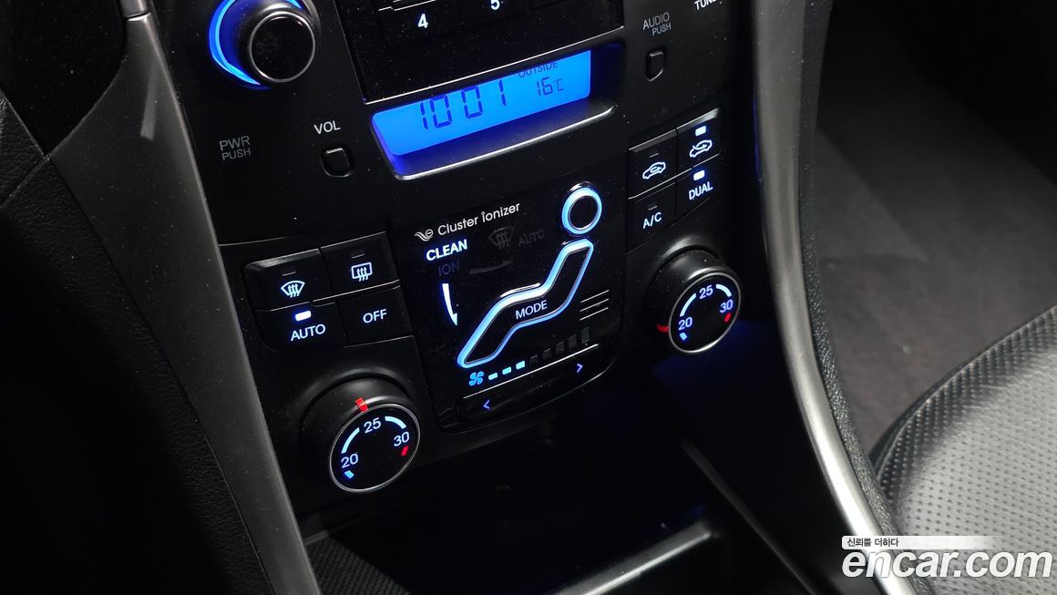 Hyundai Sonata 2012
