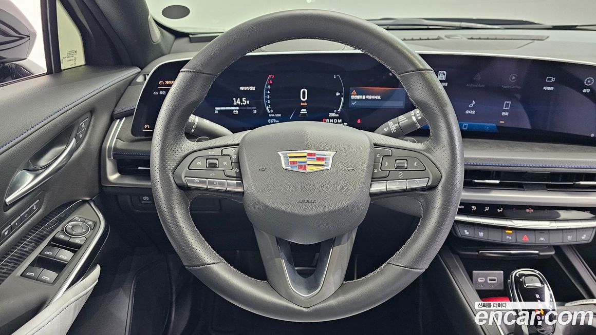 Cadillac XT4 2024