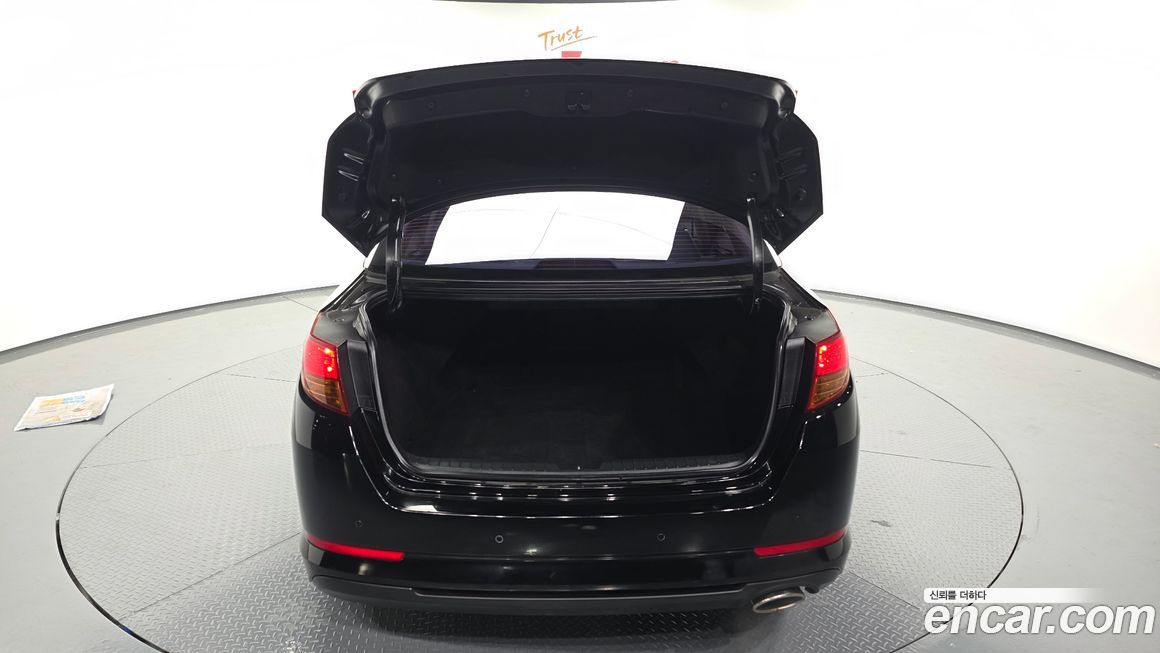 Kia K5 2011
